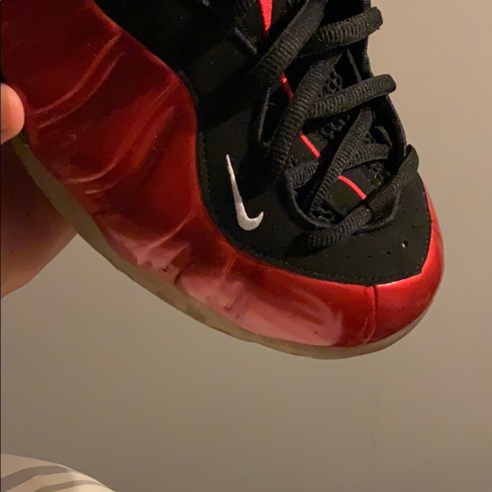 Authentic, lightly worn, flight club foams! - Picture 2 of 2